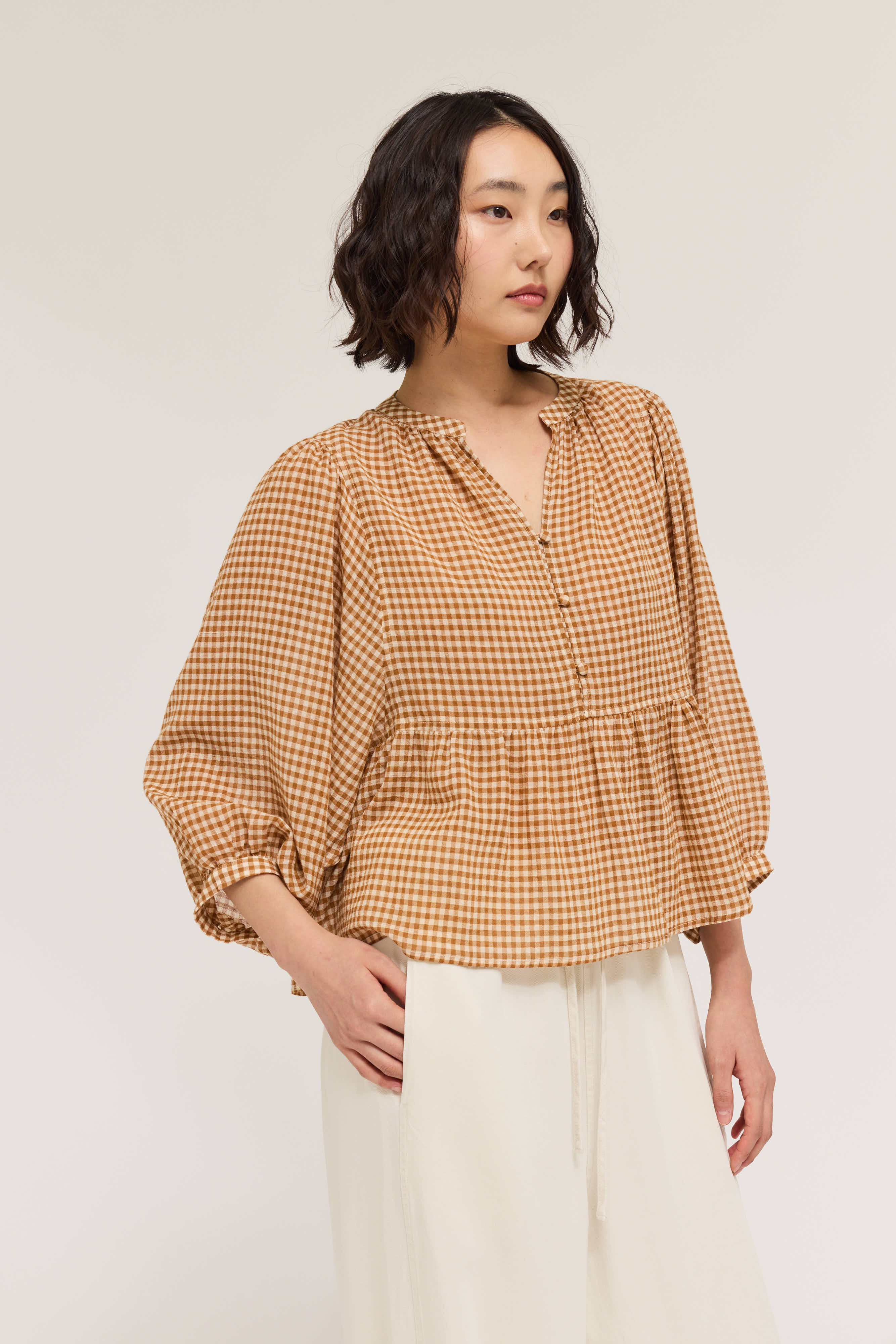 Gingham Balloon Sleeve Blouse in Chai
