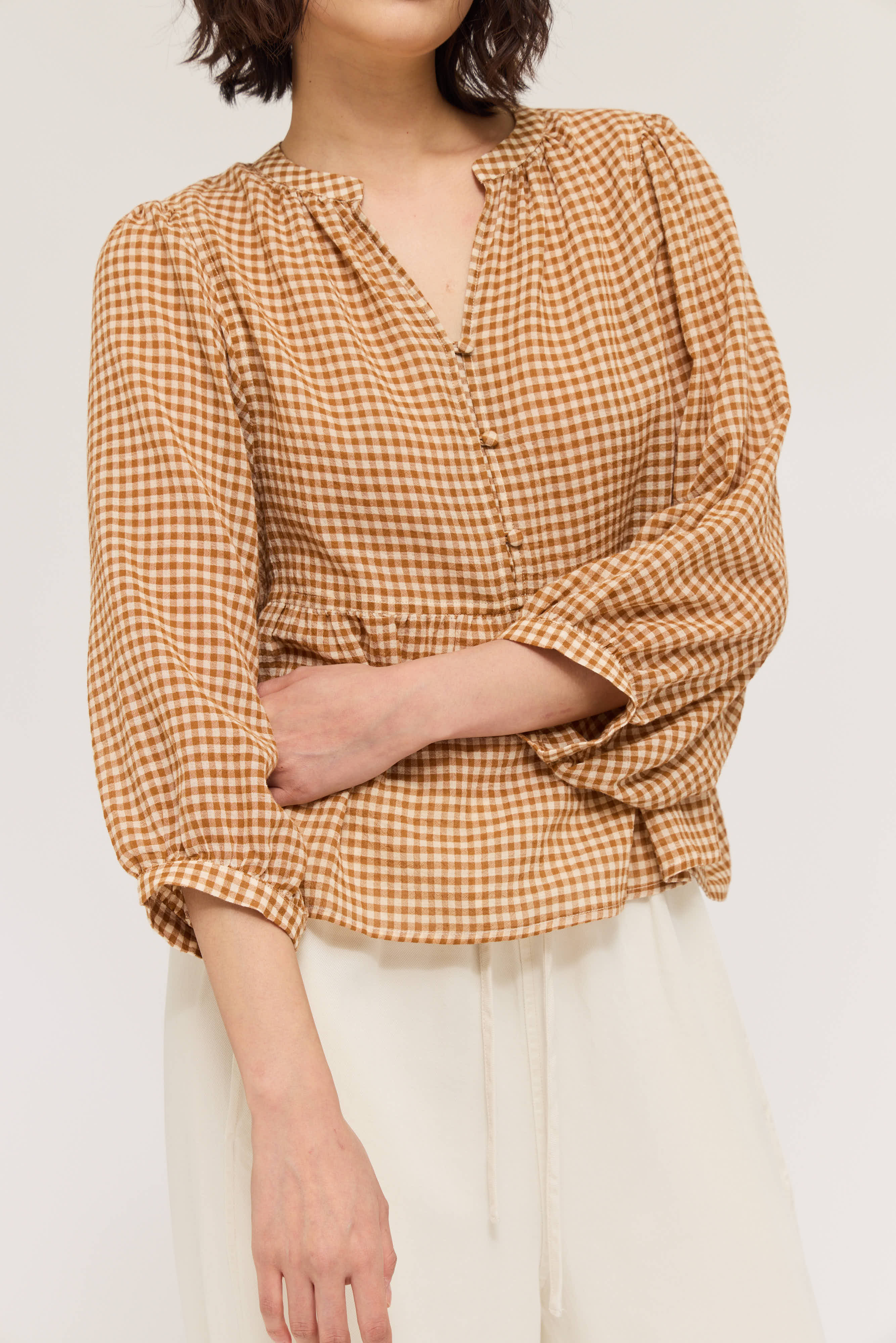 Gingham Balloon Sleeve Blouse in Chai