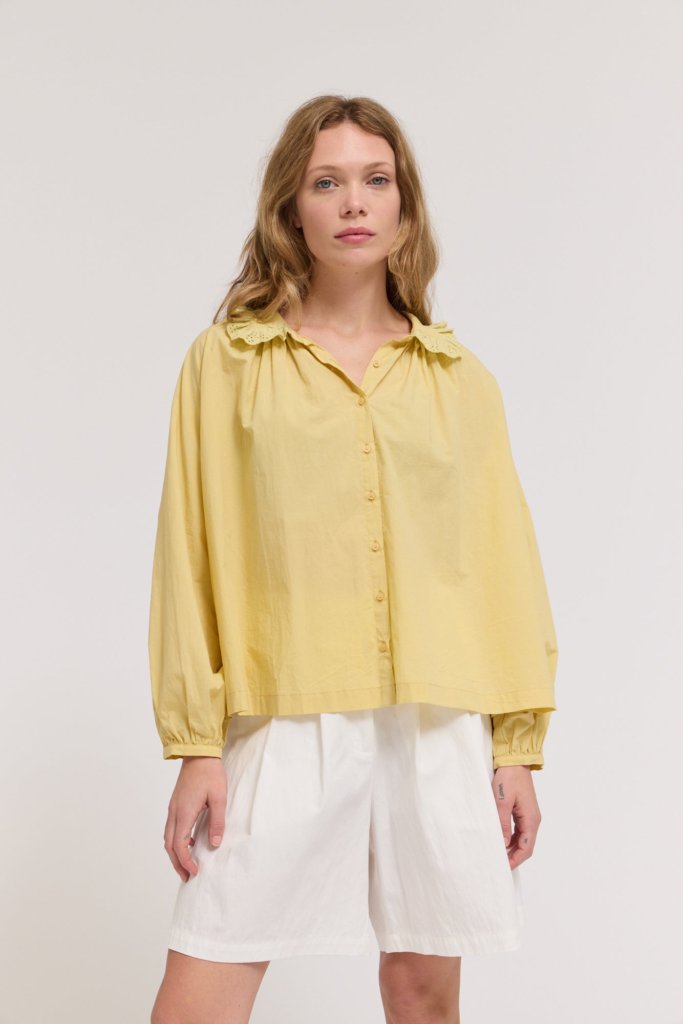 Eyelet Collar Shirt in Daffodil