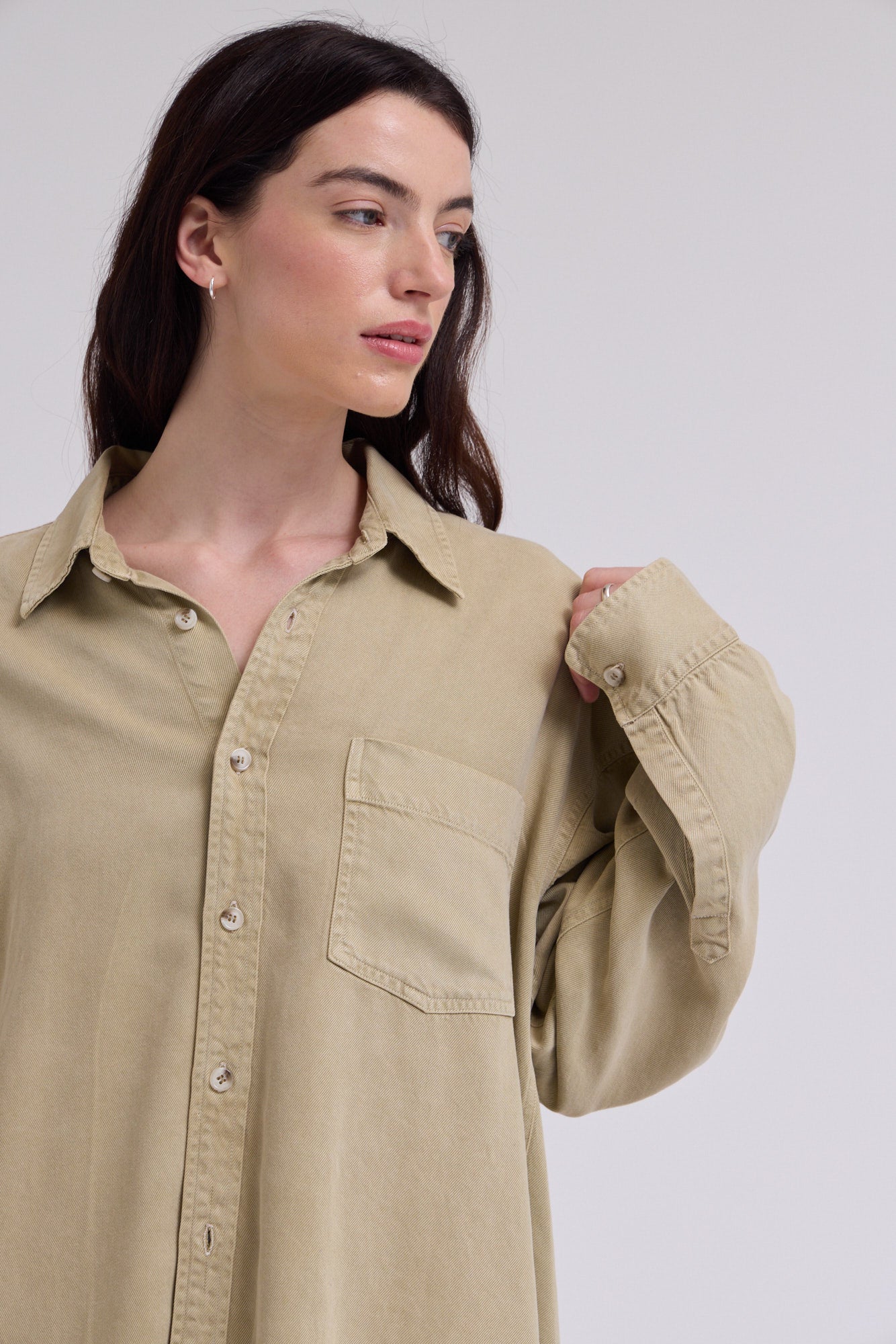 Oversize Tencel Shirt in Green Moss