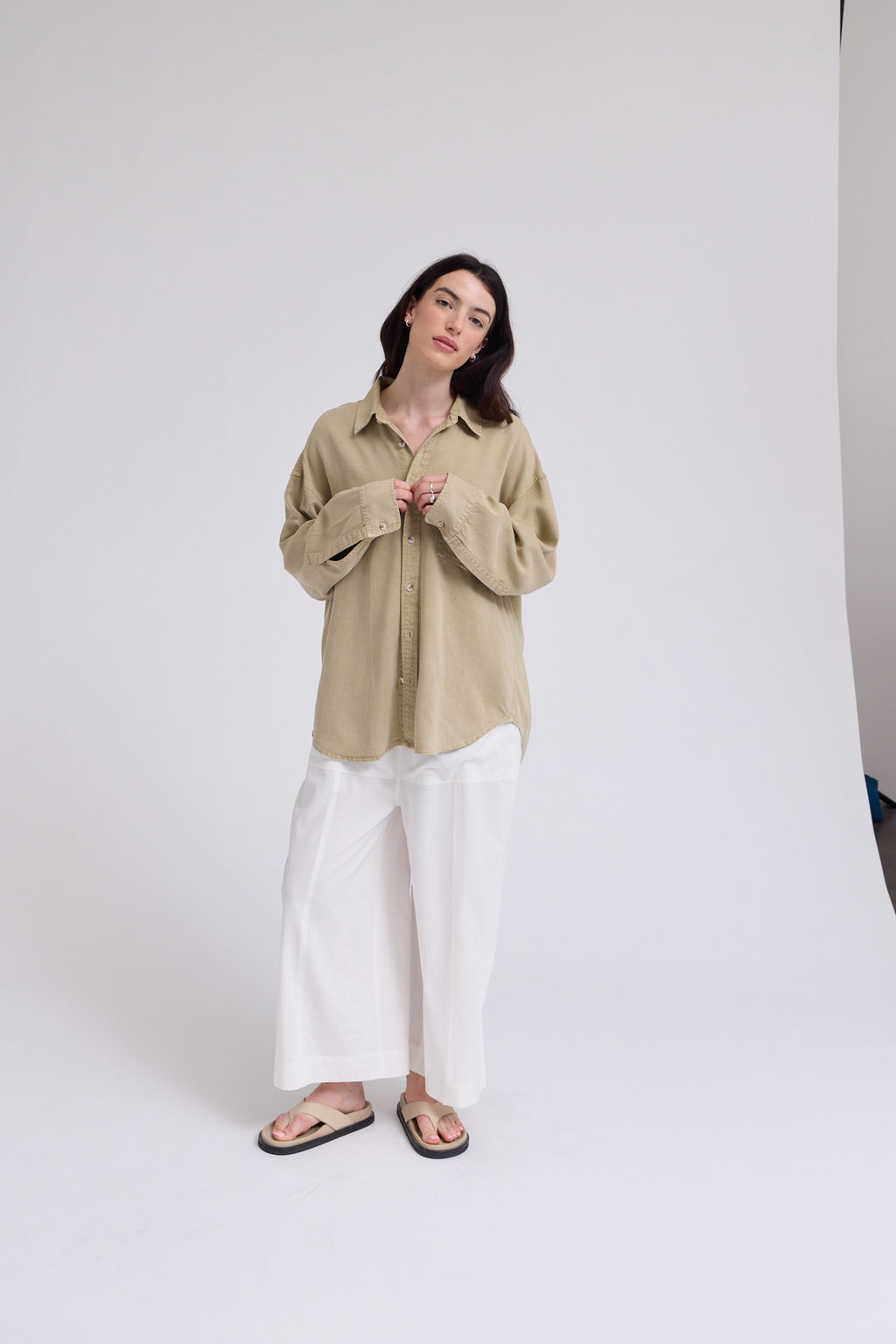 Oversize Tencel Shirt in Green Moss