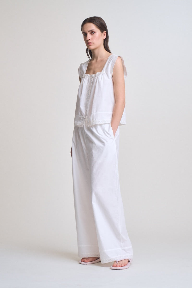 Eyelet Hem Detailed Cotton Pants in Off White