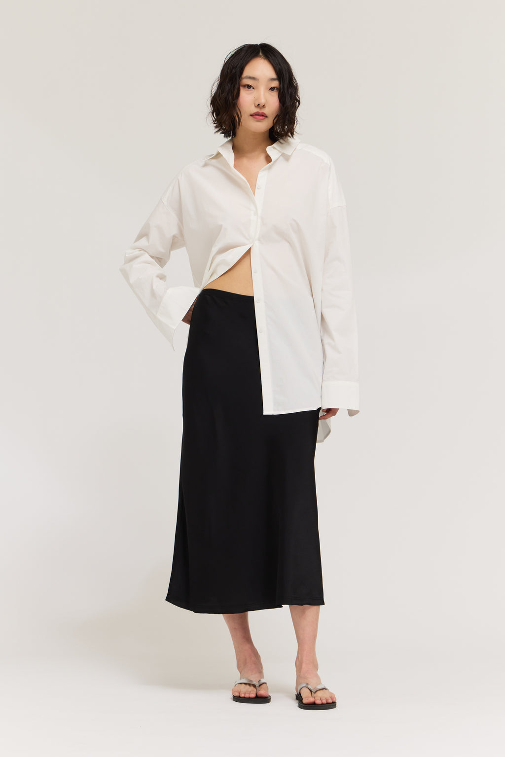 Satin Mermaid Fit Skirt in Black