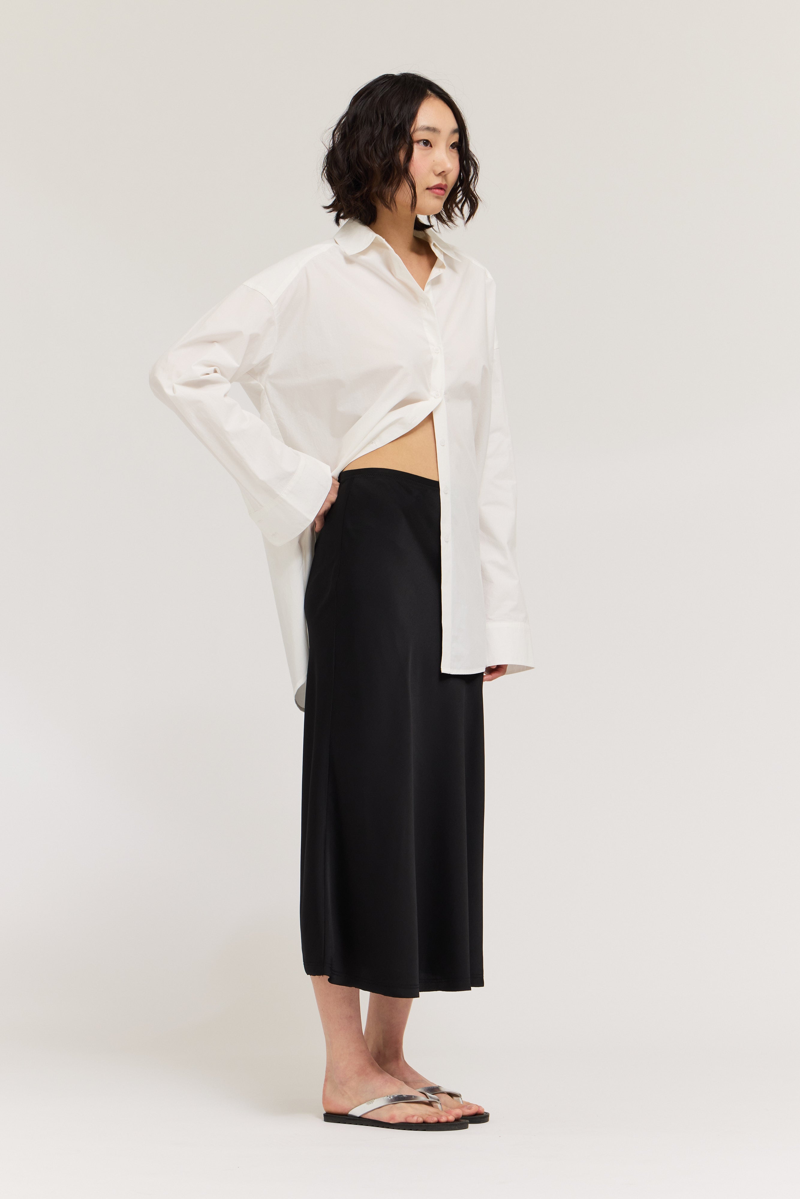 Satin Mermaid Fit Skirt in Black