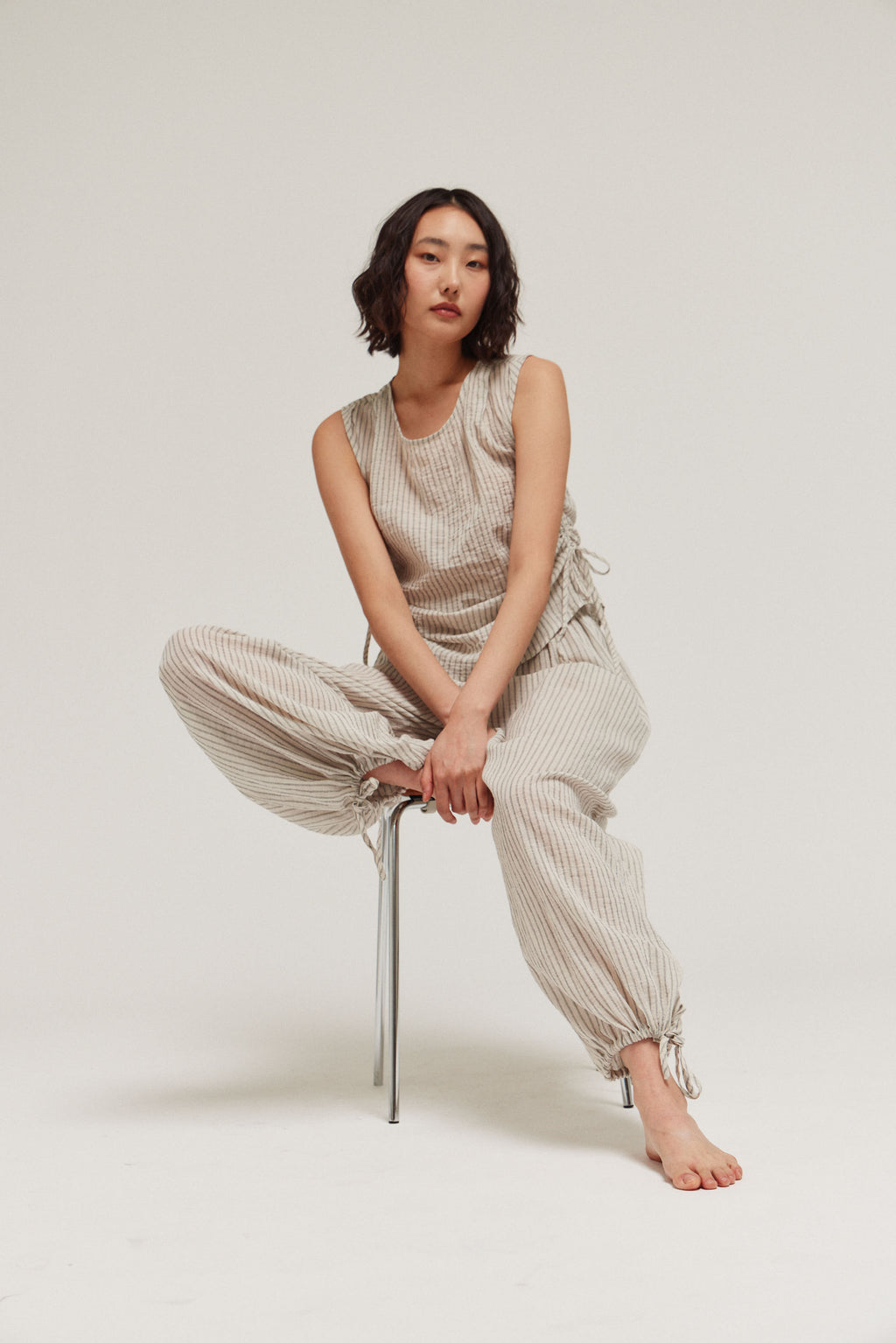 Pleated Waist Balloon Pants in Natural