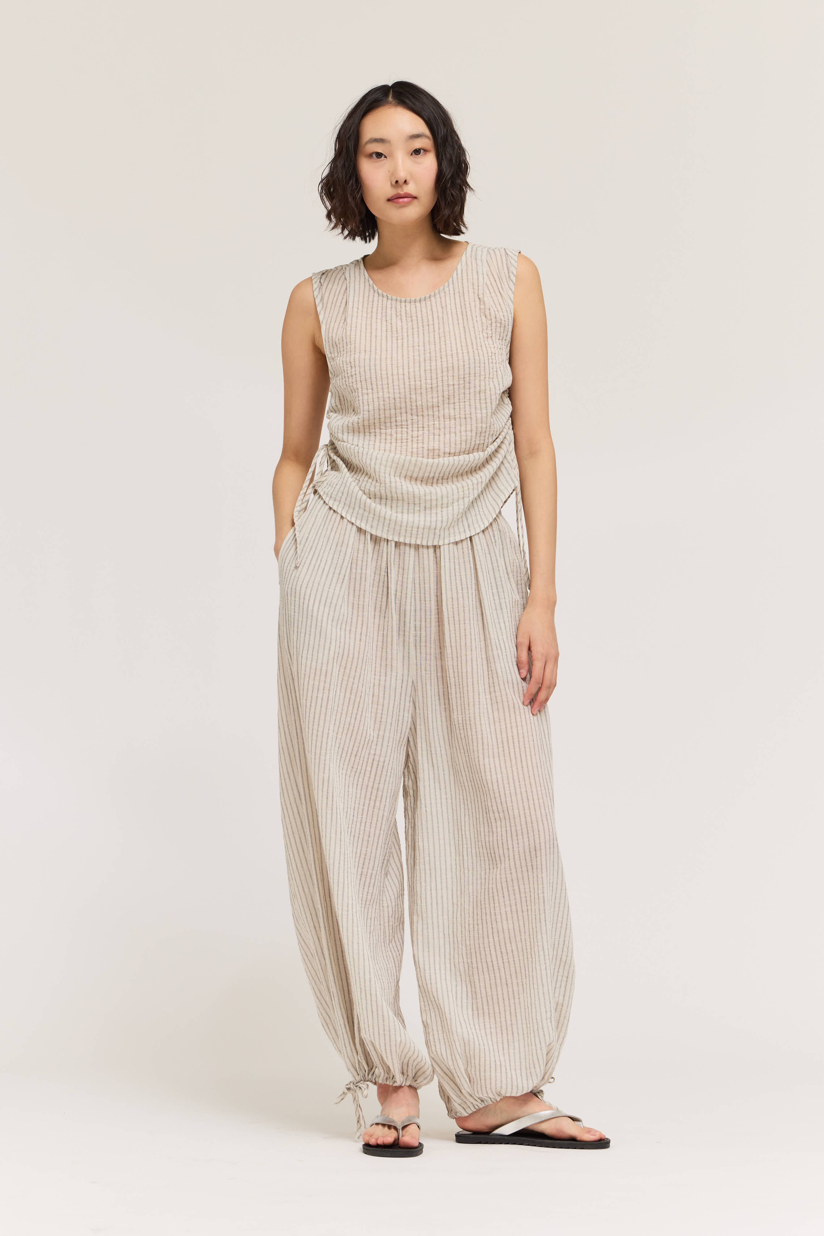 Pleated Waist Balloon Pants in Natural