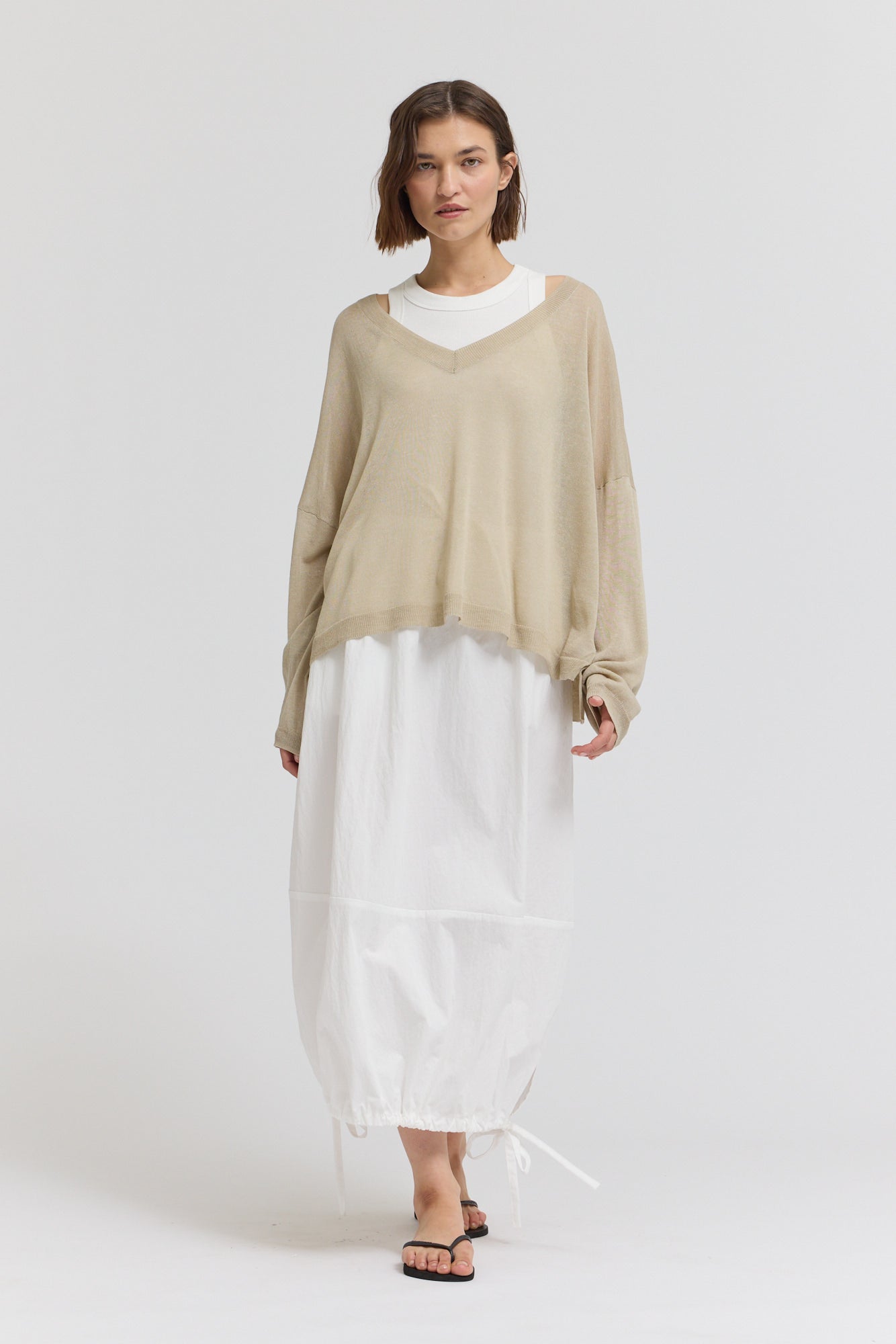 Linen Vneck Pullover in Sand