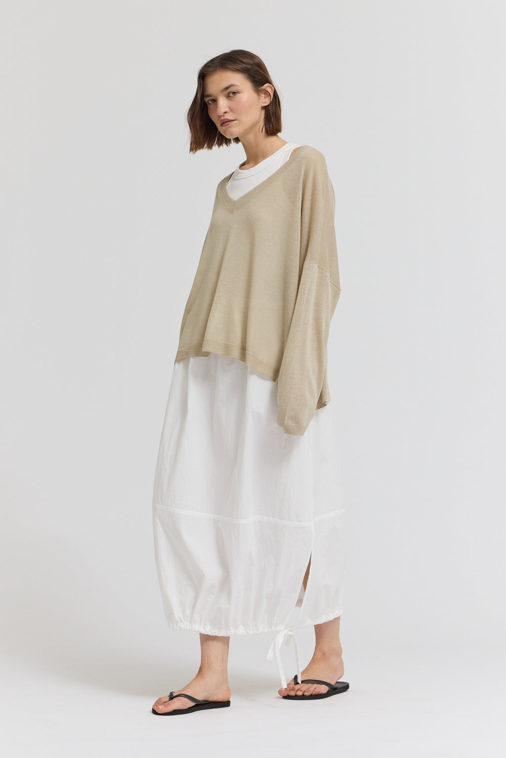 Linen Vneck Pullover in Sand