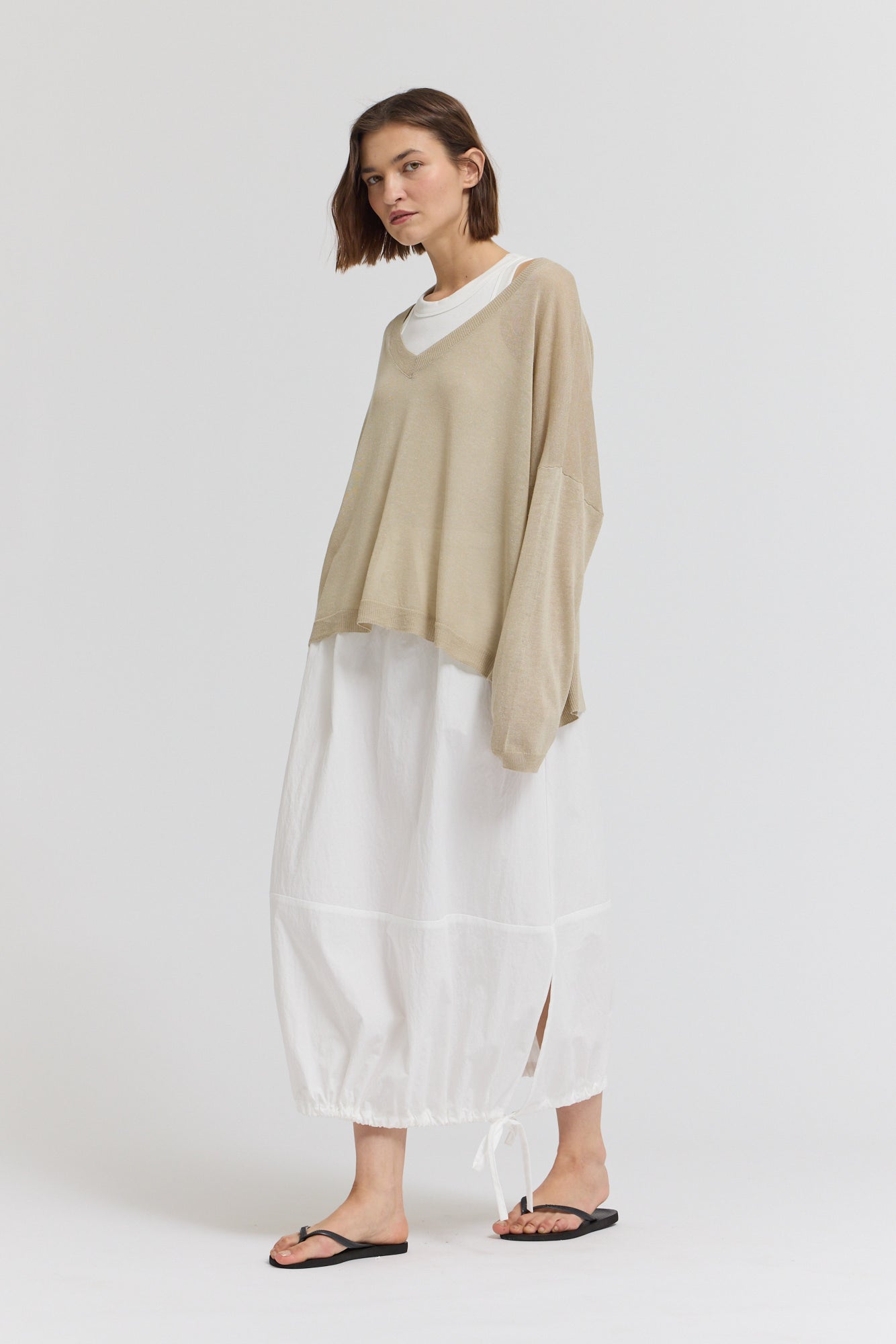 Linen Vneck Pullover in Sand