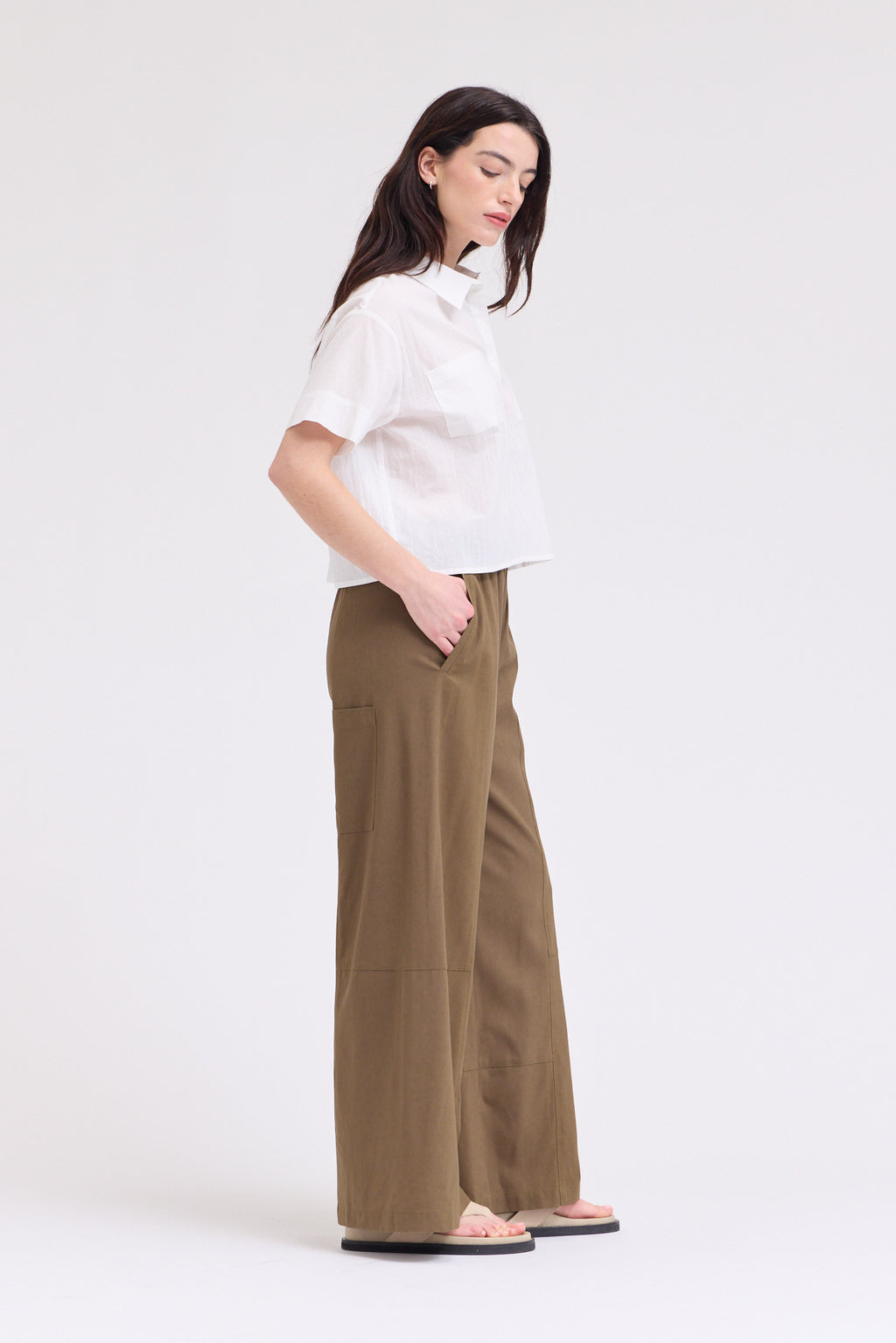 Cropped Button Up Short Sleeve Shirt in Off White