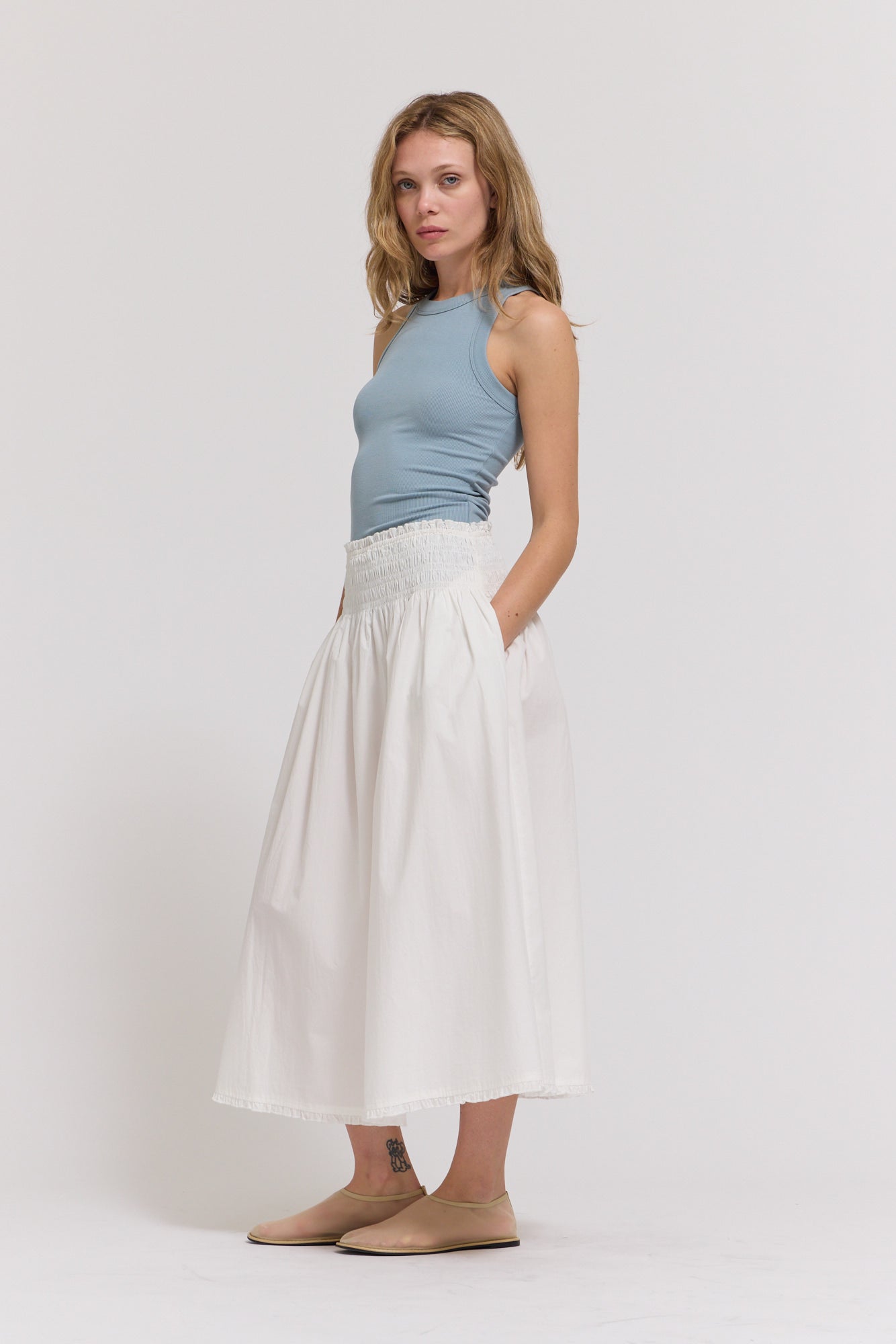 Eyelet Trim Detailed Smocking Waist Skirt in Off White
