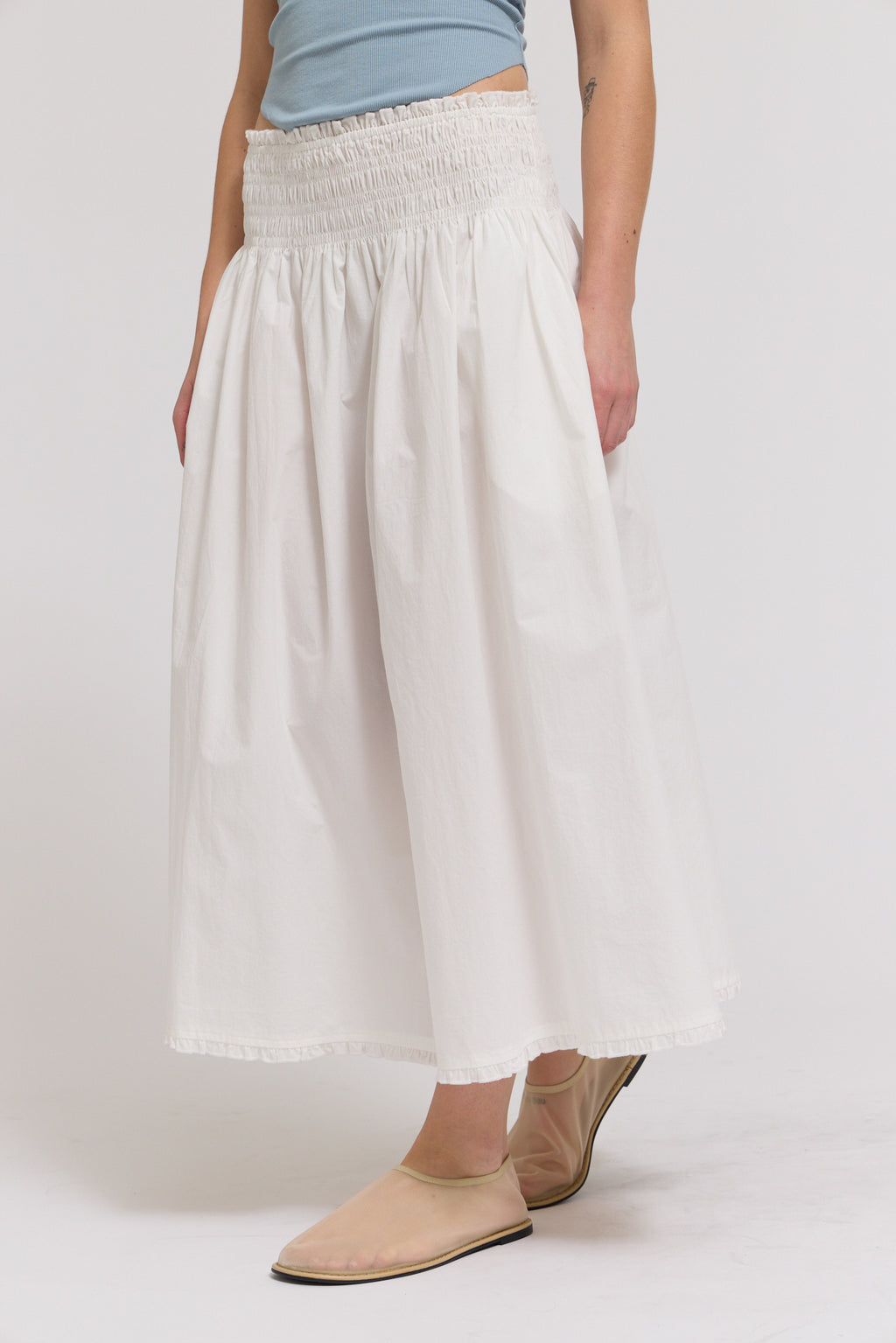 Eyelet Trim Detailed Smocking Waist Skirt in Off White