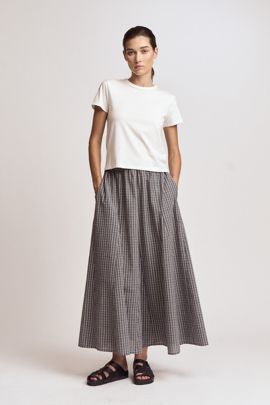 Essential Round Neck T-Shirt in Off-White