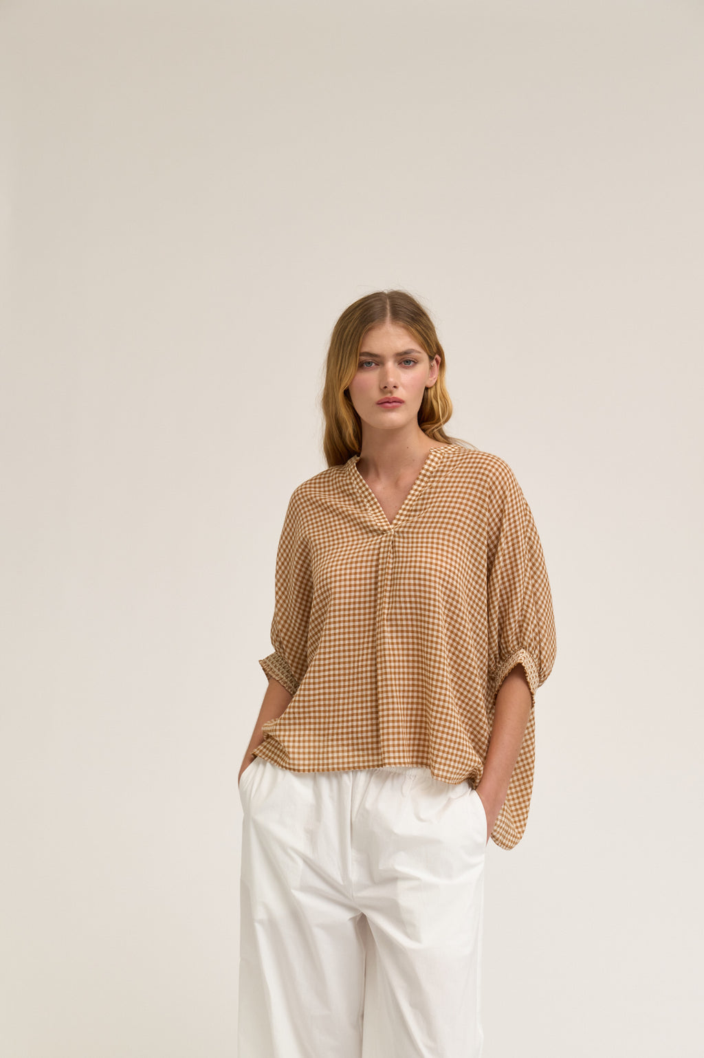 Crinkle Smocked Cuff Blouse in Chai