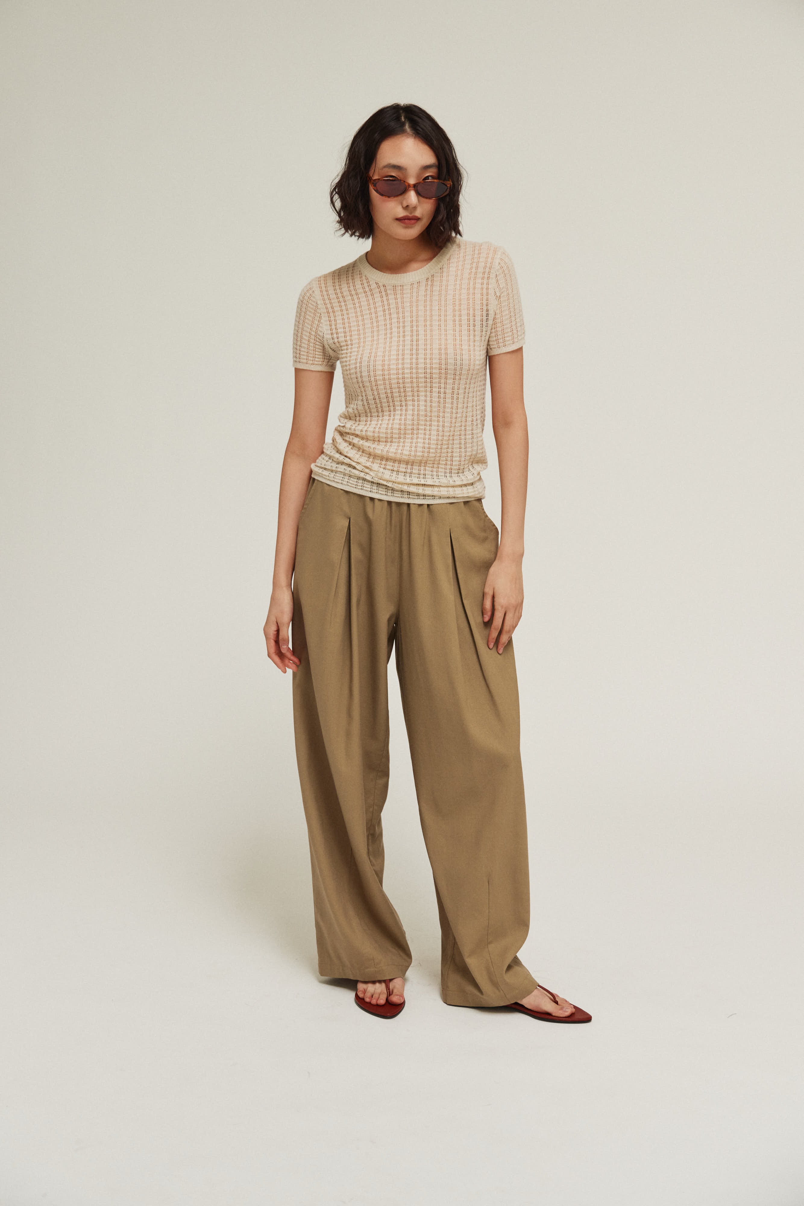 Linen Tuck Pants in Dry Orchid