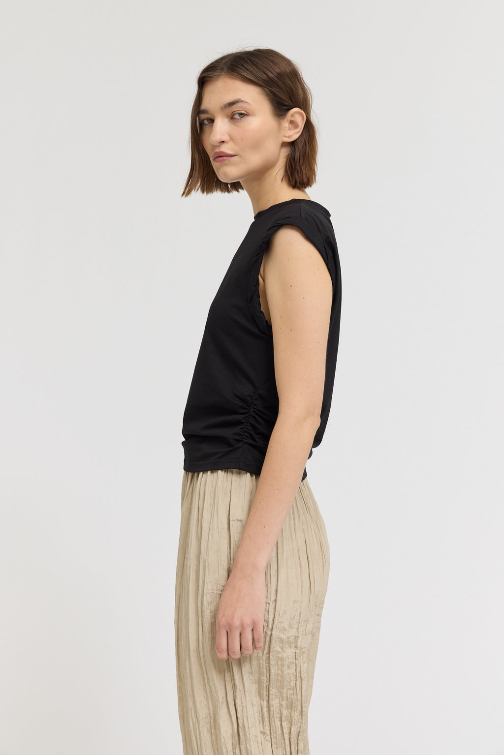 Twist Detail Cotton Sleeveless Top in Black