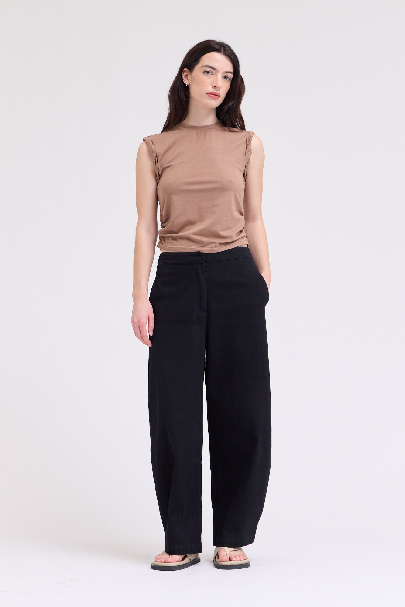 Twist Detail Cotton Sleeveless Top in Tobacco