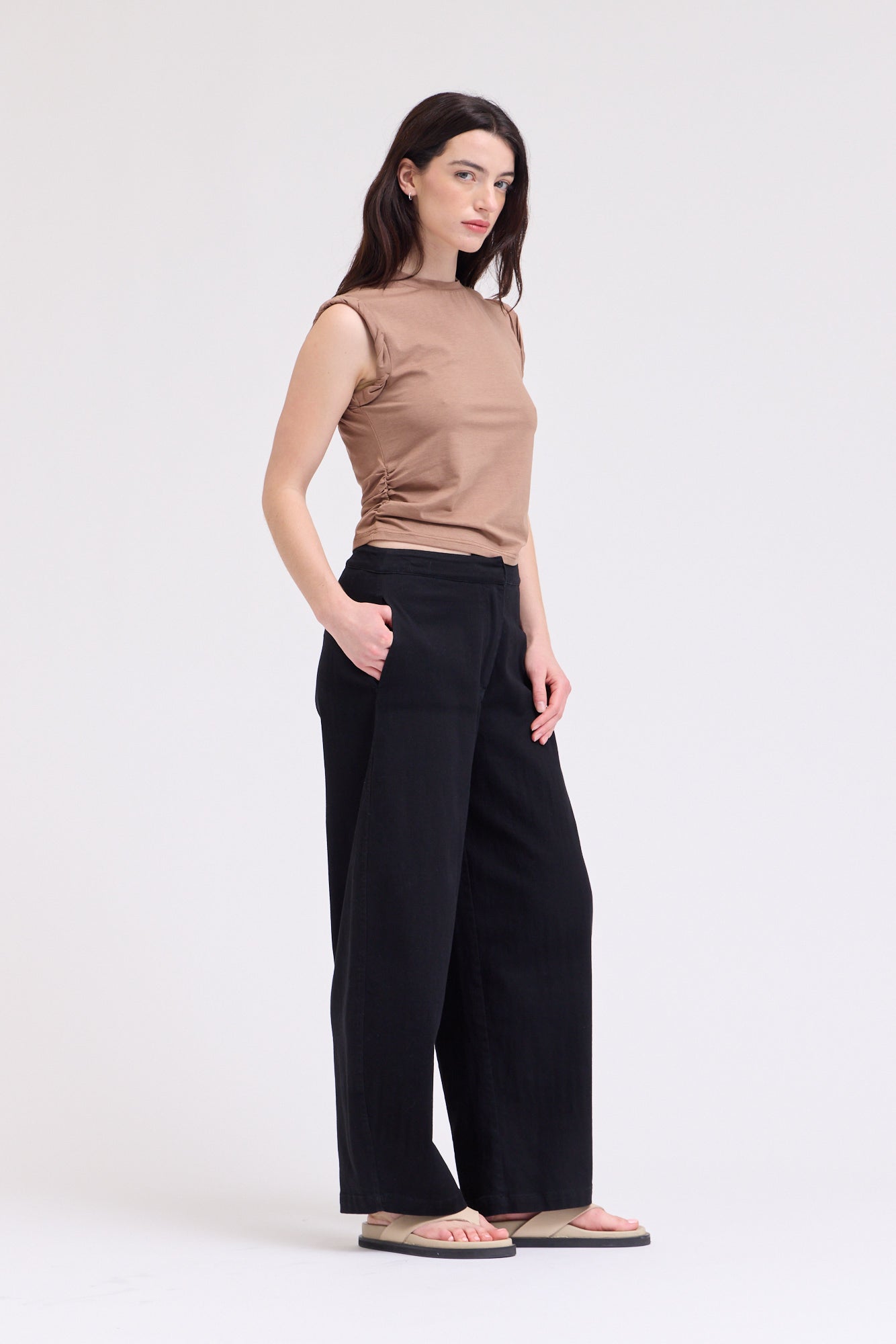 Twist Detail Cotton Sleeveless Top in Tobacco