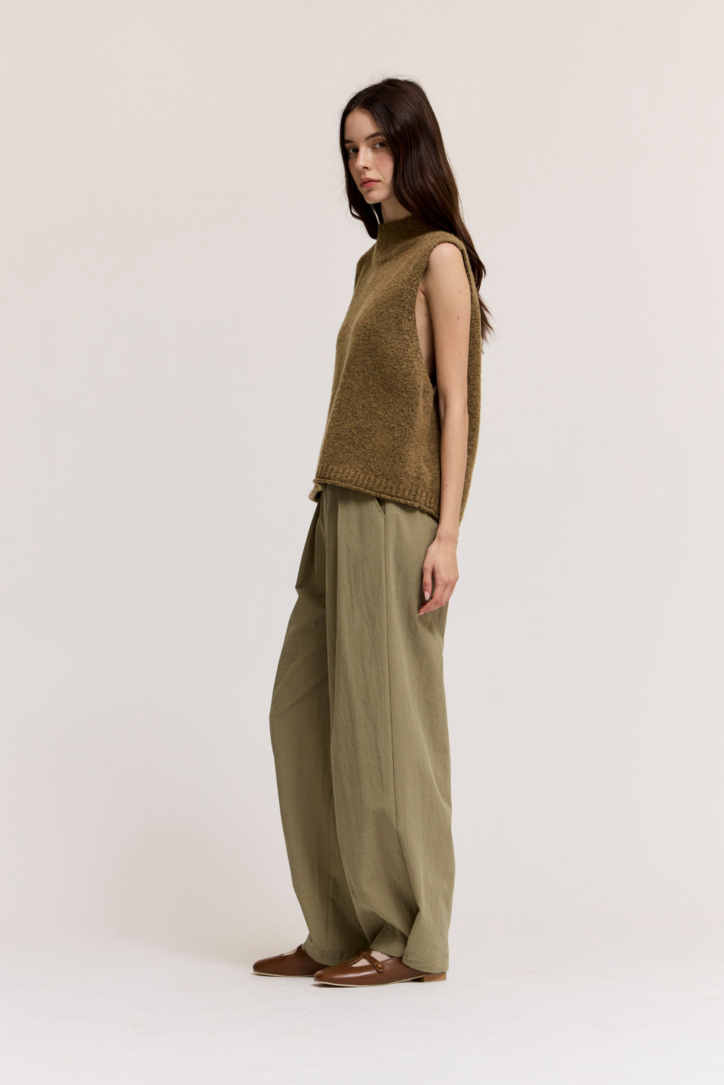 Hem Opening Button Detail Loose Fit Pants in Dry Herb