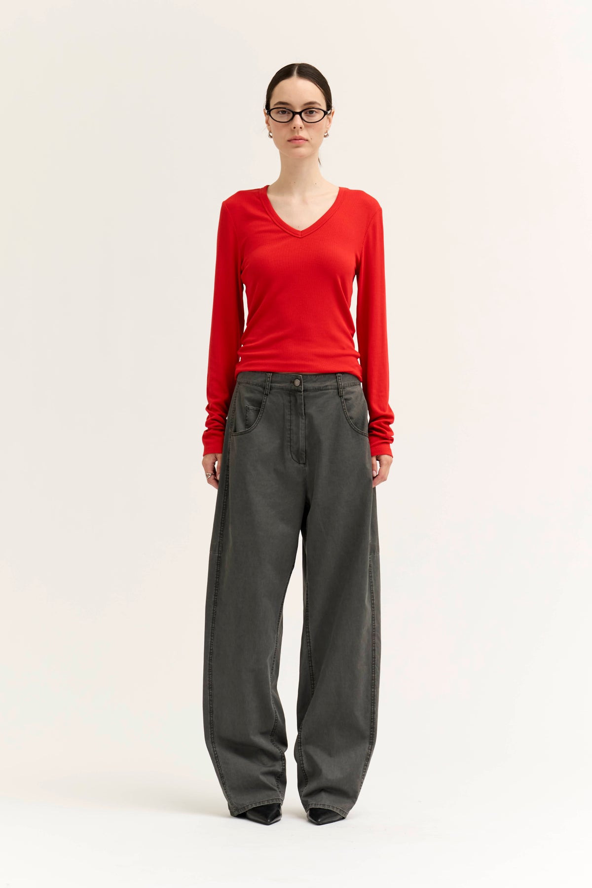 Rounded V-Neck Long Sleeve Tee in Bell Pepper