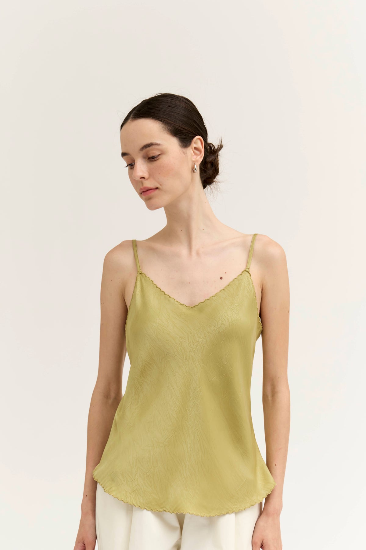 Scallop Edge Bias Tank in Daffodil