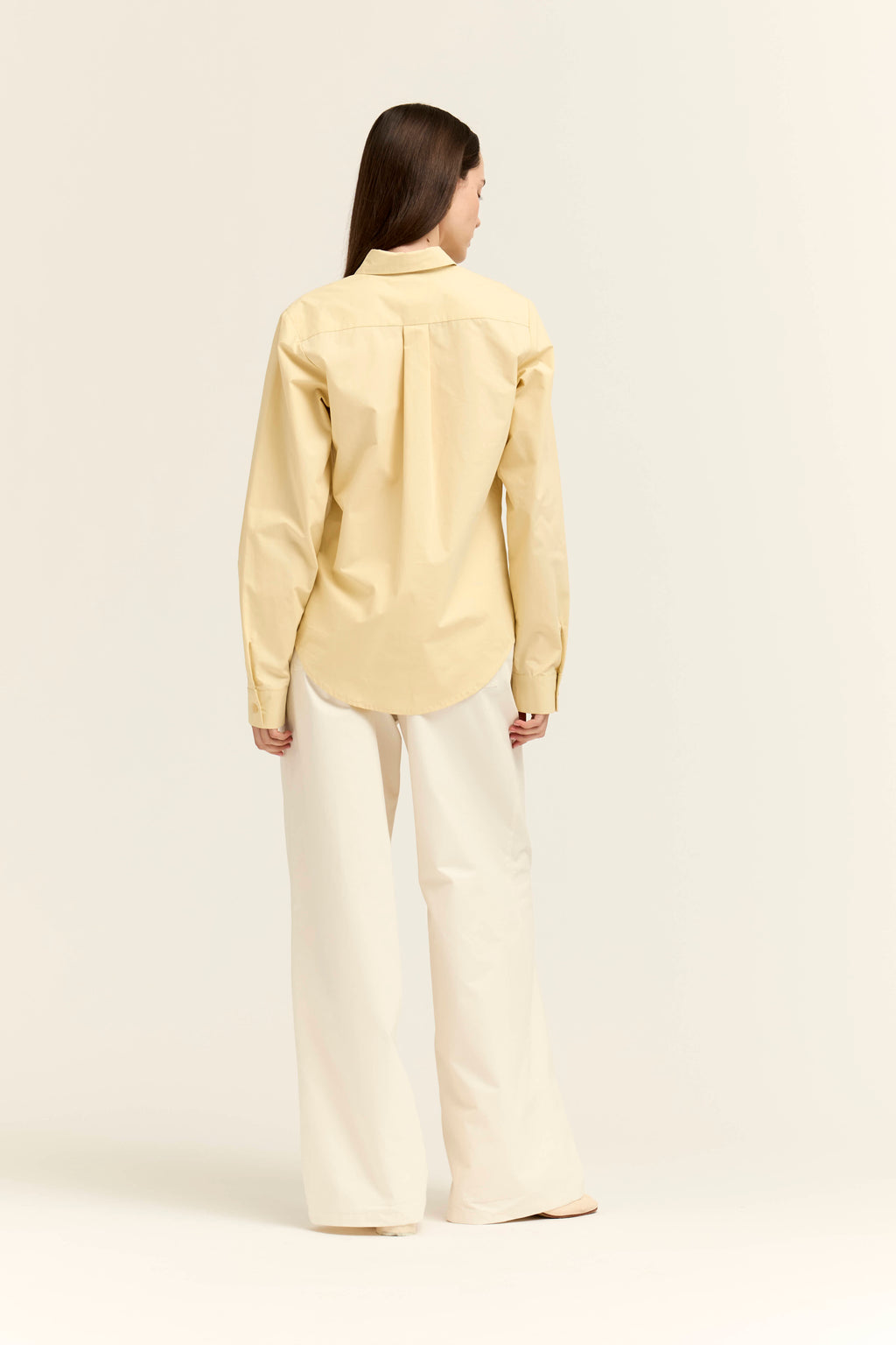 Poplin Basic Shirt in Butter Yellow