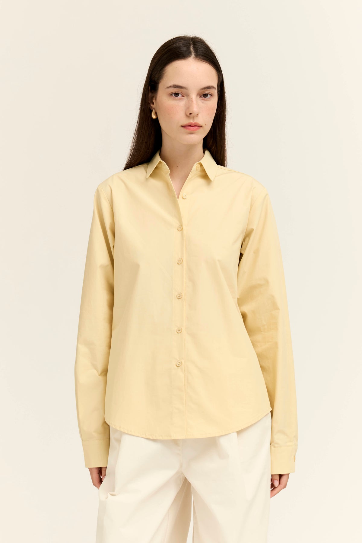 Poplin Basic Shirt in Butter Yellow