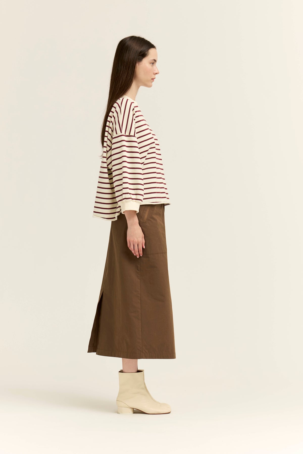 Easy Fit Stripe Sweatshirt in Cream Brick