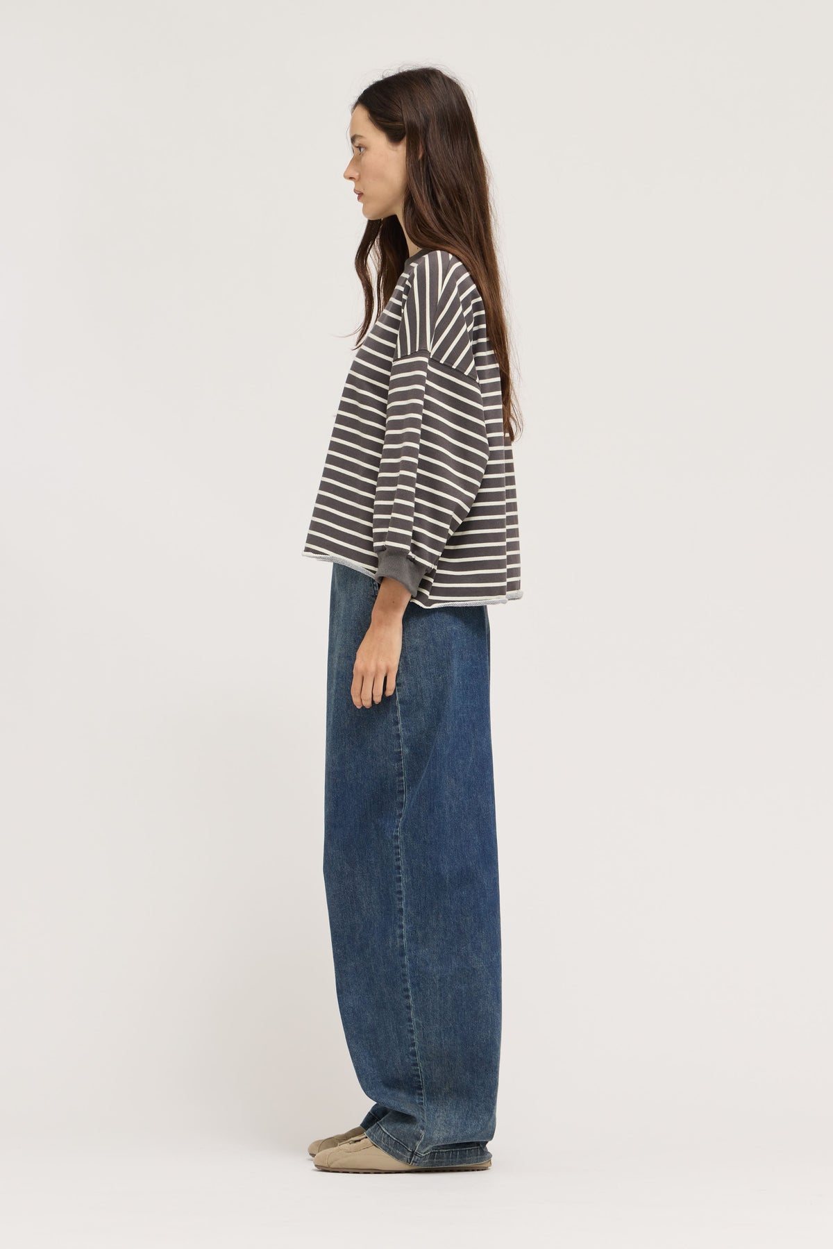 Easy Fit Stripe Sweatshirt in Steel Cream