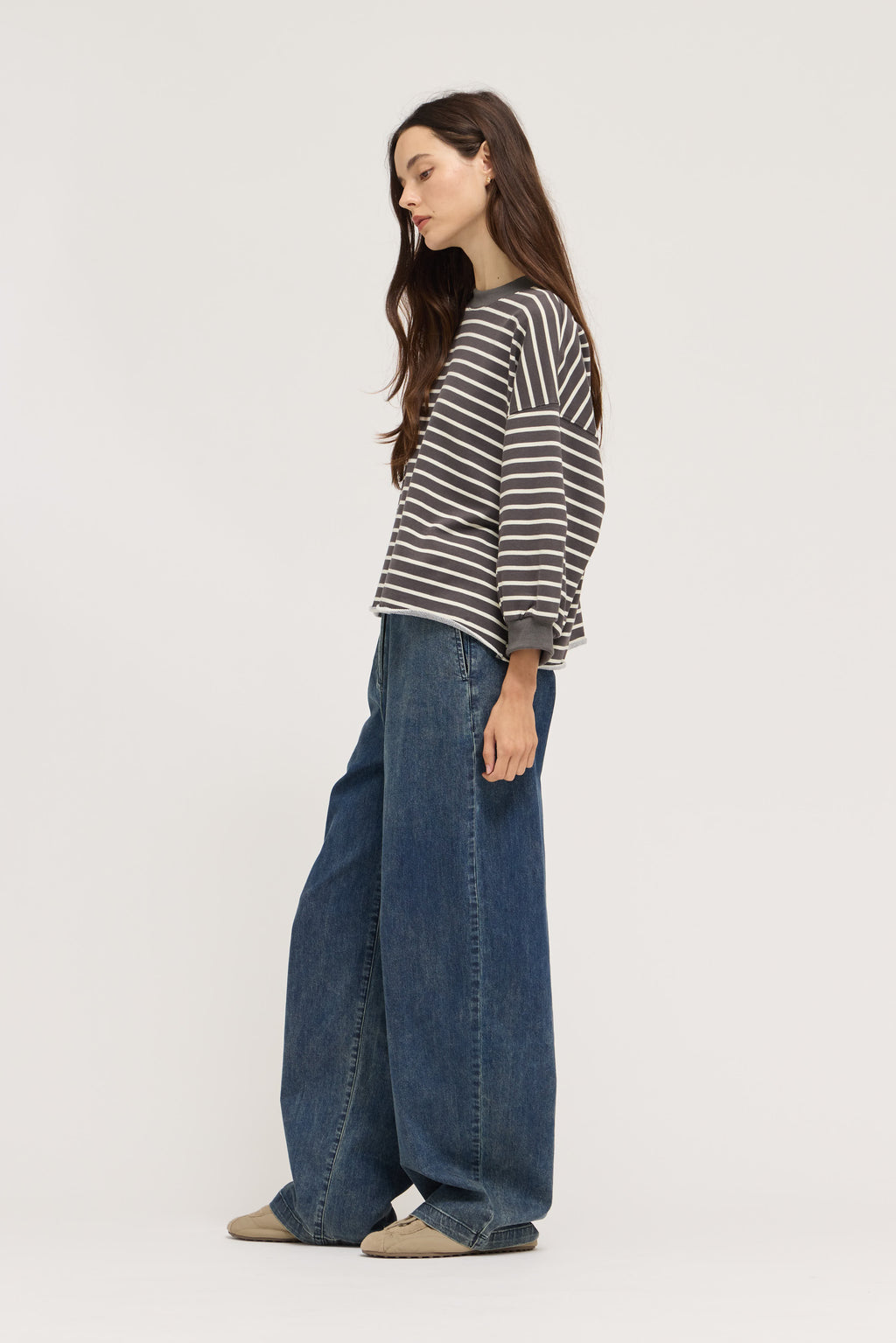 Easy Fit Stripe Sweatshirt in Steel Cream