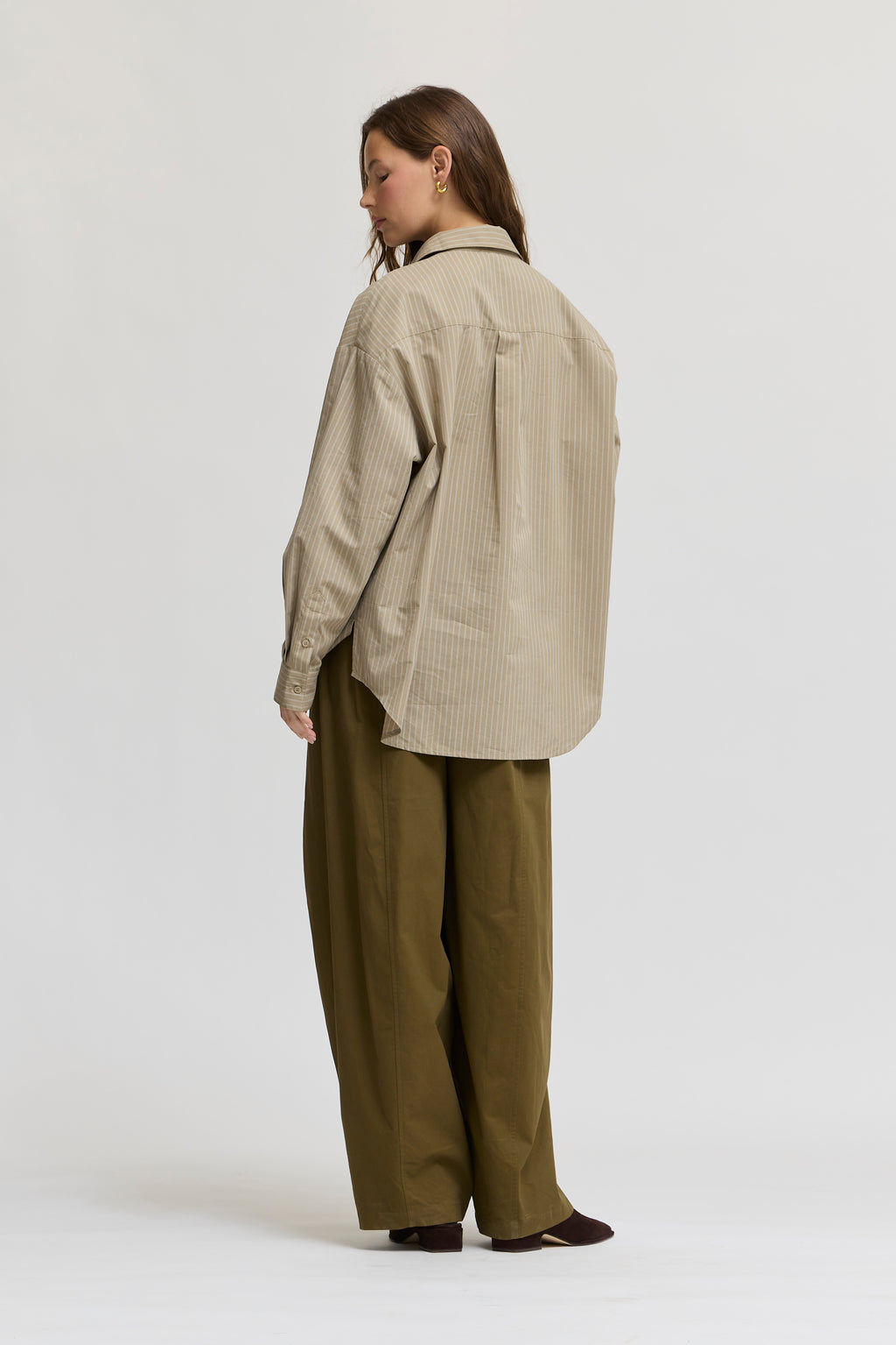 Barrel Leg Pants in Fatigue