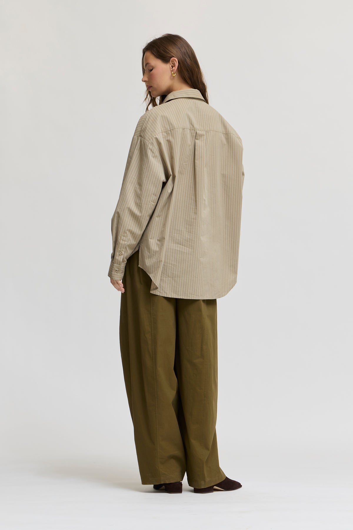 Barrel Leg Pants in Fatigue