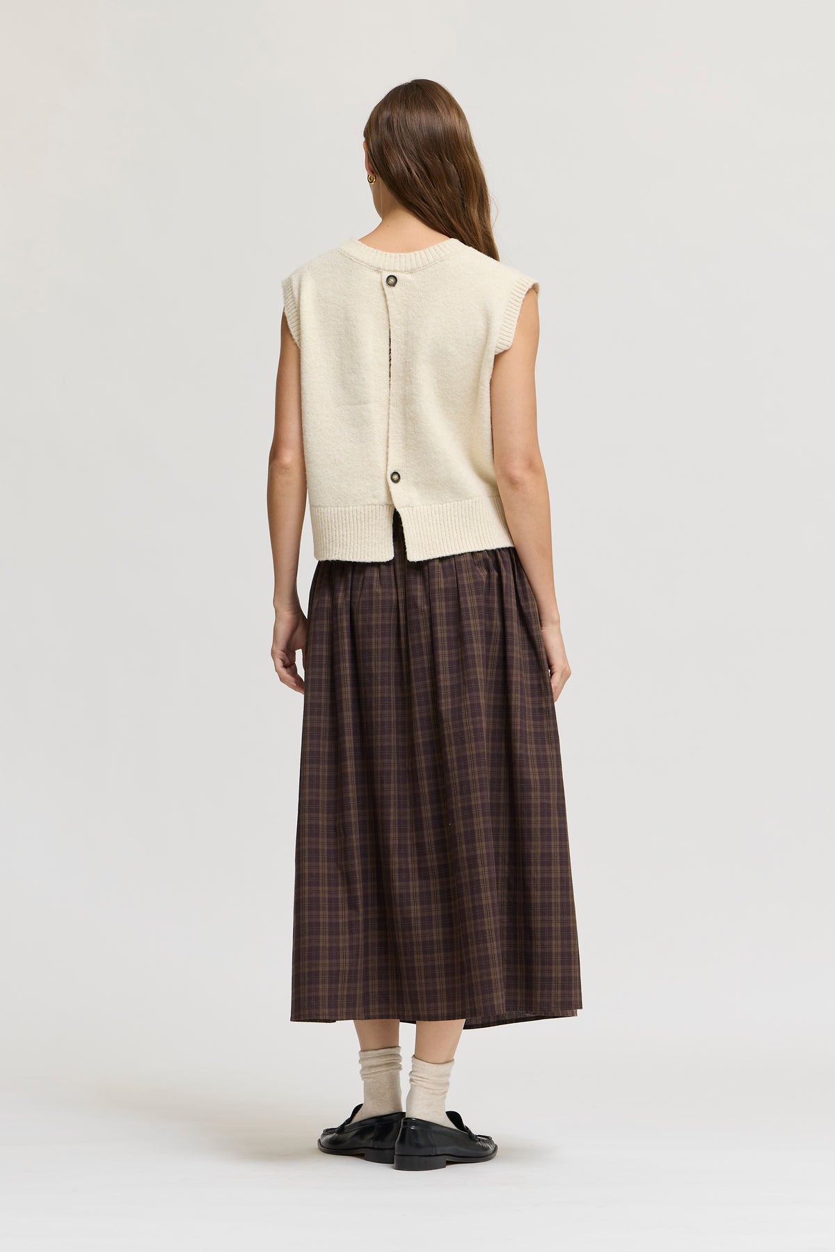 Center Cable Knit Vest in Cream