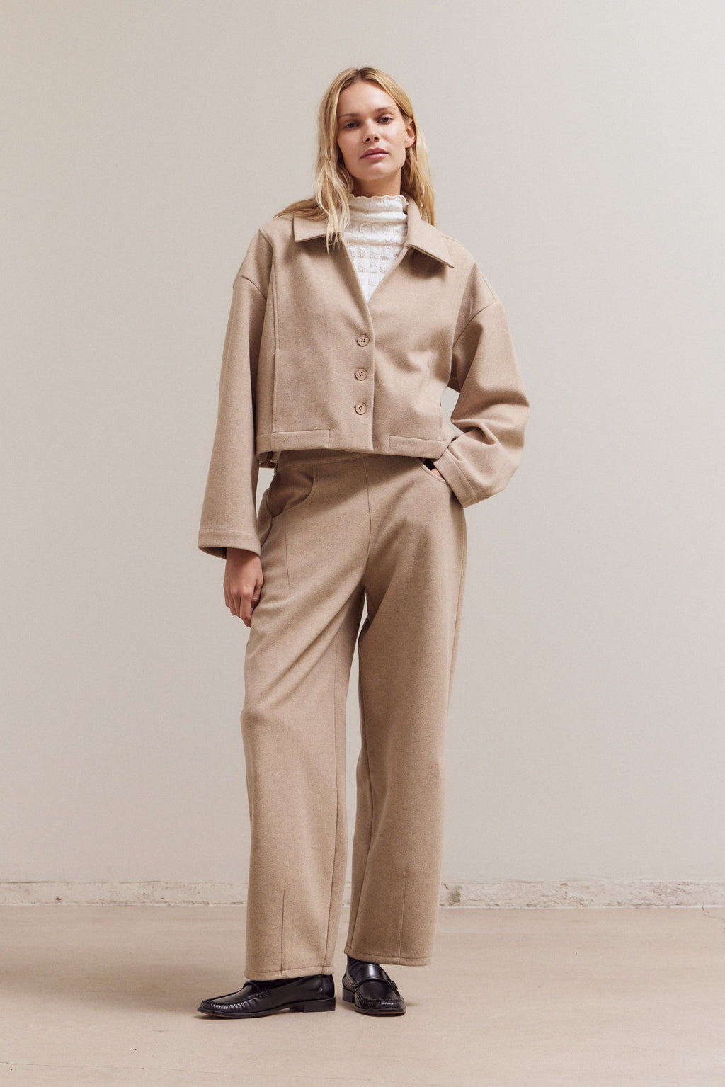 Short Wool Collar Jacket