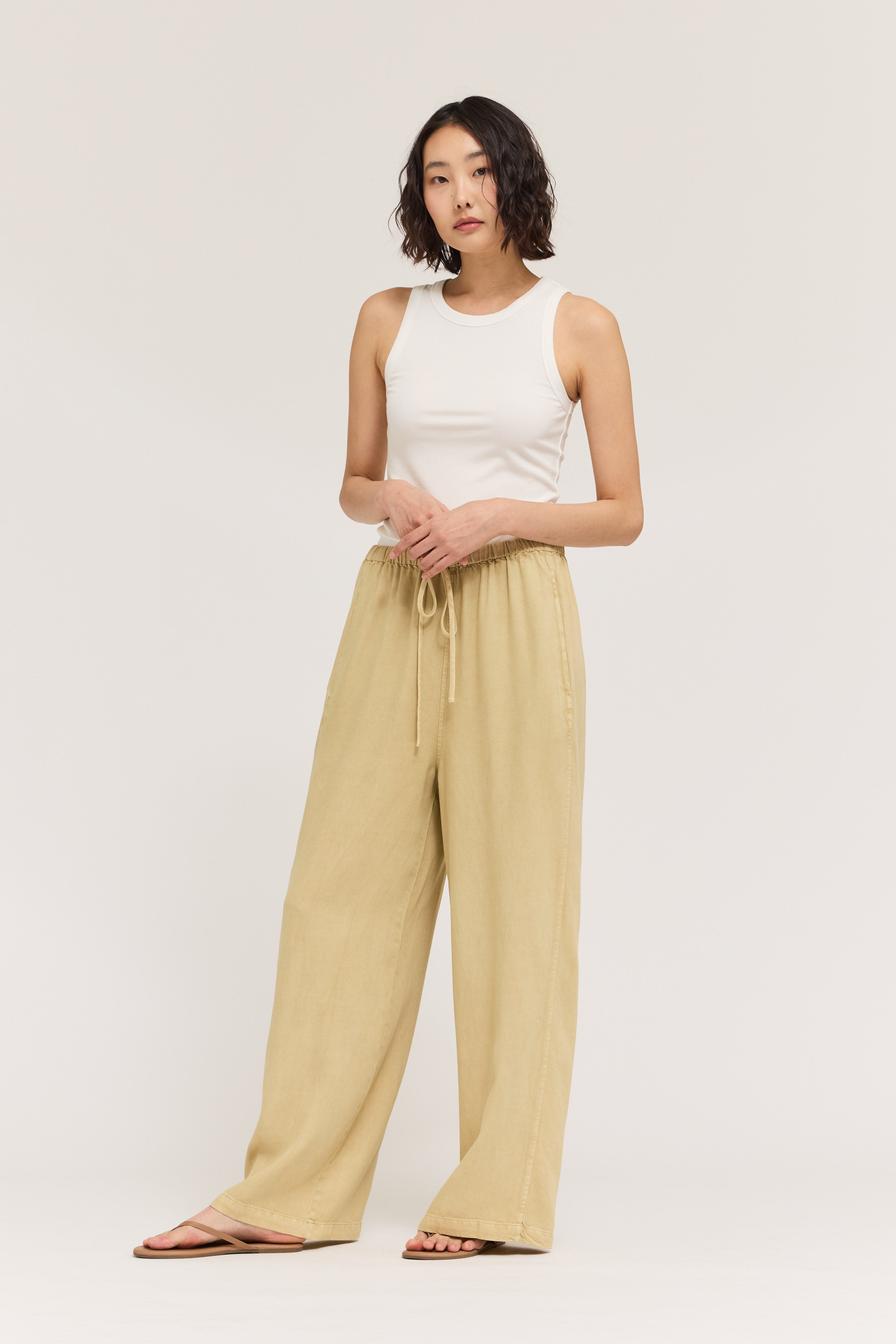 Tencel Seam Pants in Green Moss