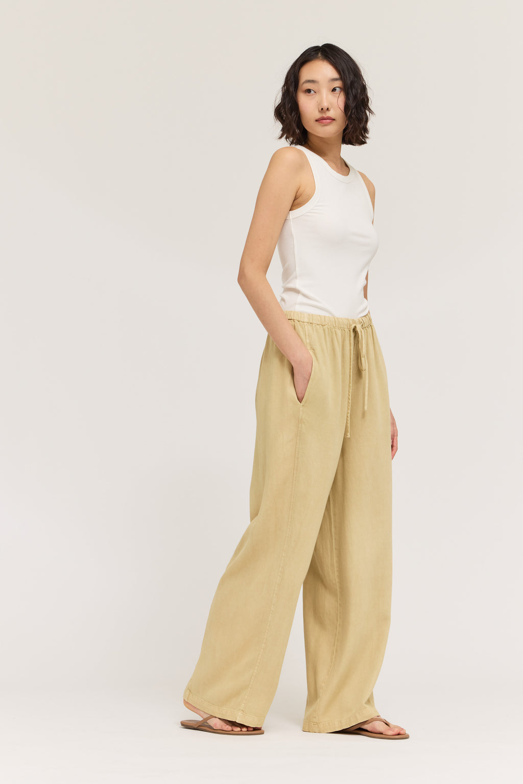 Tencel Seam Pants in Green Moss