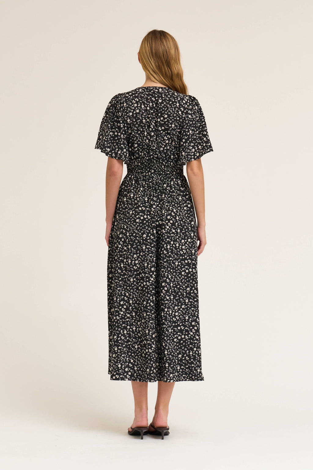 Unbalanced Skirt Floral Print Maxi Dress in Black/Off White