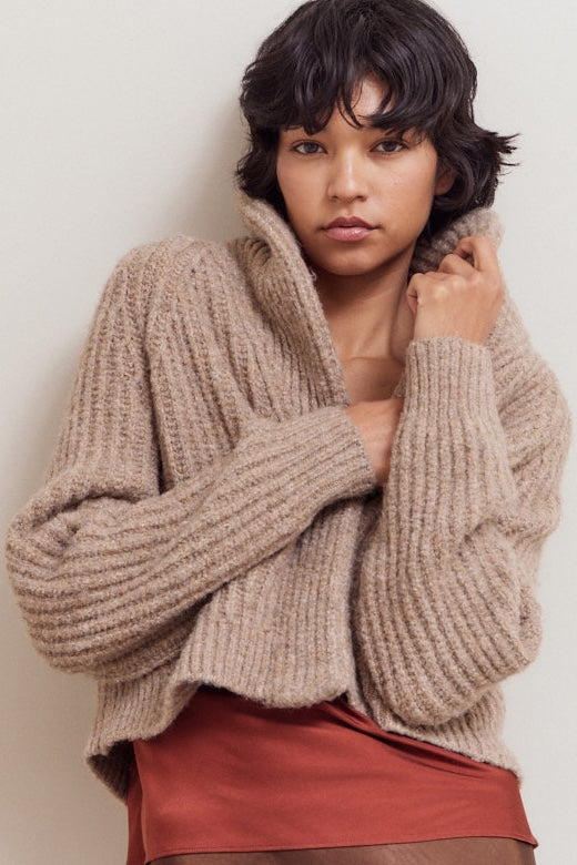 Shawl Collar Short Cardigan